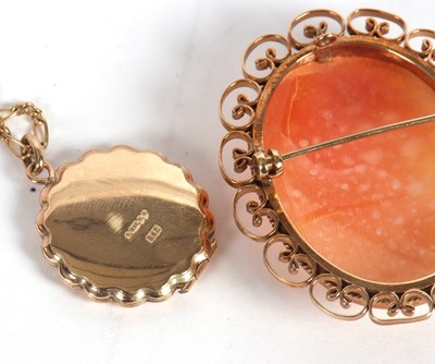 Lot 82 - A 9ct locket and a cameo, the round locket...