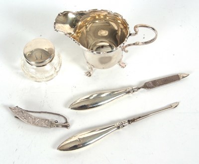 Lot 47 - Mixed Lot: A small George V silver cream jug...