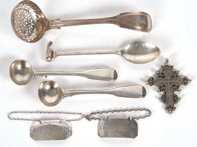 Lot 105 - Mixed Lot: A William IV silver fiddle and...