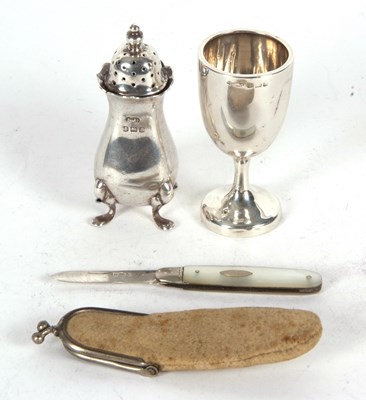 Lot 127 - Mixed Lot: George V silver pepper Birmingham...