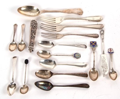 Lot 163 - Mixed Lot: A Kings pattern desert spoon,...