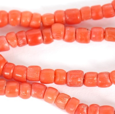 Lot 78 - A group of coral jewellery, to include an oval...