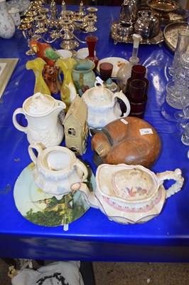 Lot 129 - Mixed Lot: Ceramics and glass to include...