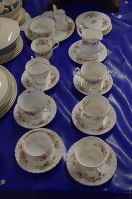 Lot 153 - Quantity of Royal Albert Moss Rose tea wares