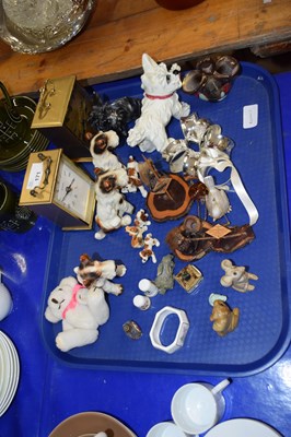 Lot 171 - Mixed Lot: Various dog ornaments and other items