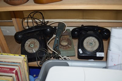 Lot 512 - A group of three vintage telephones