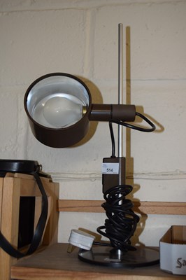 Lot 514 - A vintage desk lamp