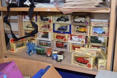 Lot 518 - Quantity Lledo and other boxed toy cars