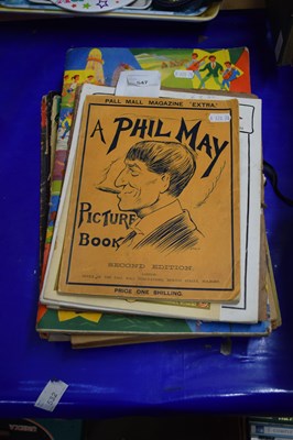 Lot 547 - Mixed Lot: Various vintage magazines, 20th...