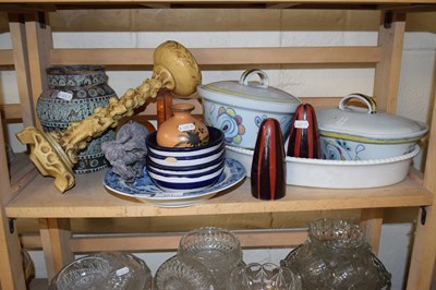 Lot 581 - Mixed Lot: Various assorted ceramics, book...