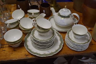 Lot 185A - Quantity of Royal Doulton Fontaine Bleau tea...