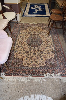 Lot 269 - Modern floral patterned carpet