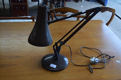 Lot 284 - A retro anglepoise lamp