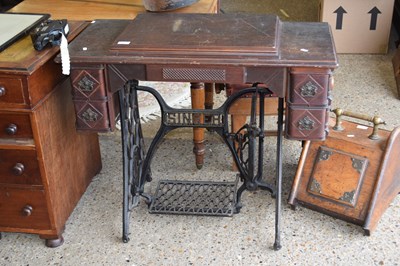 Lot 317 - A vintage Treadall sewing machine