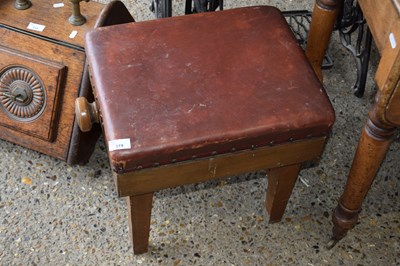 Lot 319 - An adjustable stool