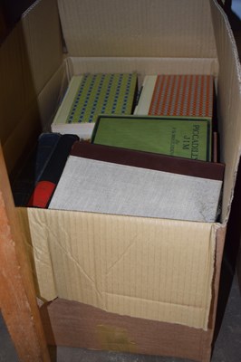 Lot 702 - Box of books