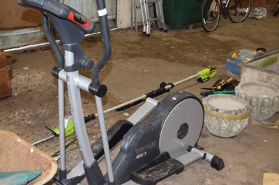 Lot 1088 - A Kettler Astro cross trainer