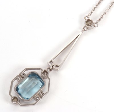 Lot 349 - An Art Deco 18ct aquamarine and diamond...