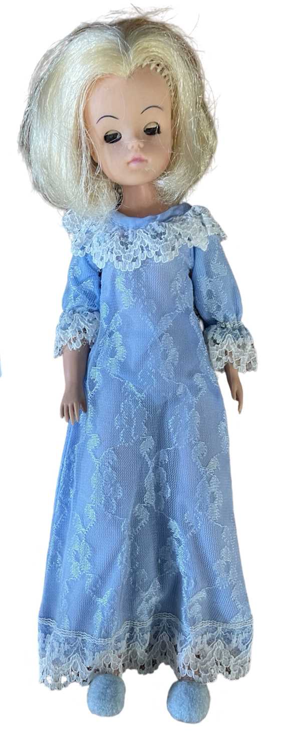 Lot 38 - Sweet Dreams Sindy (Pedigree, 1979) The first...