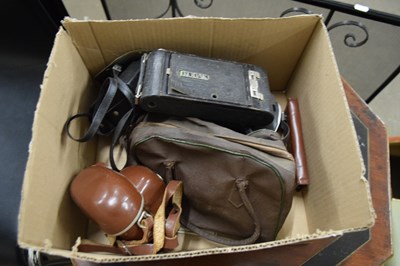 Lot 764 - BOX OF VARIOUS VINTAGE CAMERAS