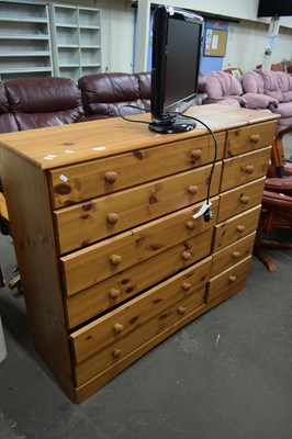 Lot 789 - MODERN PINE 12-DRAWER BEDROOM CHEST