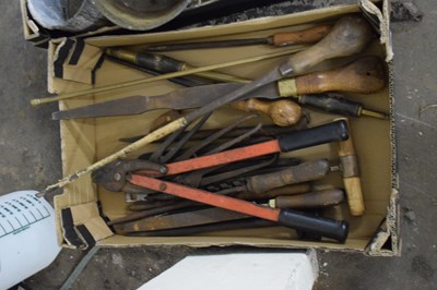 Lot 880 - ONE BOX OF MIXED TOOLS