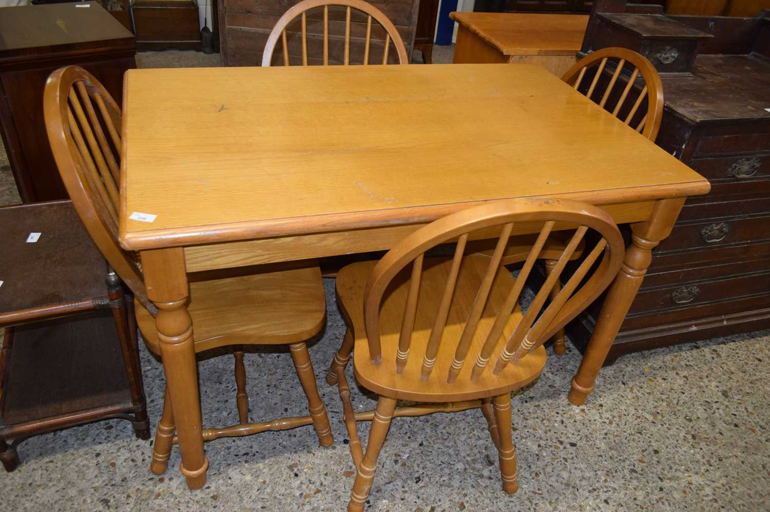 Lot 330 - MODERN LIGHT OAK RECTANGULAR KITCHEN TABLE AND...