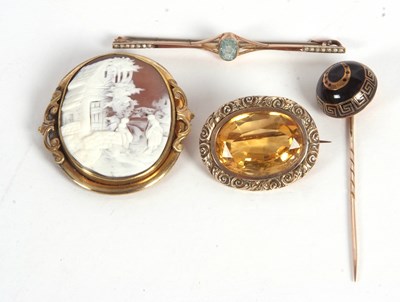 Lot 91 - A mixed lot of jewellery, to include an...