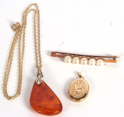 Lot 115 - A small quantity of jewellery to include a 9ct...