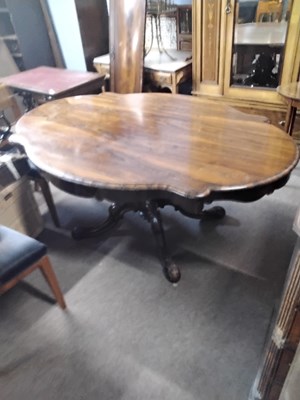 Lot 477 - Large Victorian rosewood loo or dining table...