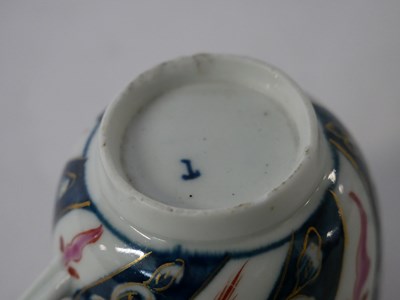Lot 378 - 18th century Worcester porcelain cup in the...