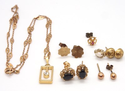 Lot 126 - A group of 9ct jewellery, to include a pair of...