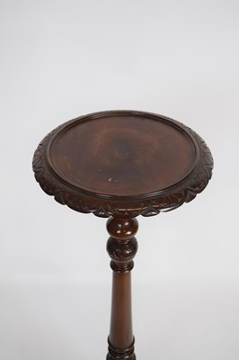 Lot 314 - Reproduction torchere stand
