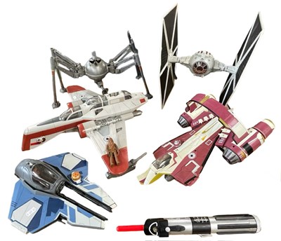 Lot 55 - A collection of model Star Wars ships, to...