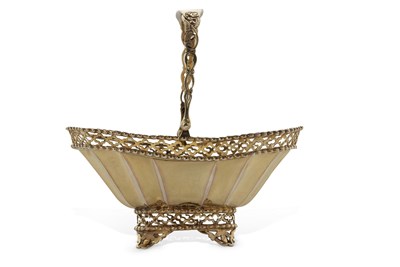 Lot 260 - A George V silver-gilt bonbon basket having a...