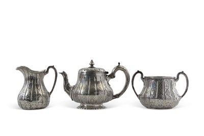 Lot 261 - A Victorian silver bachelors teapot of...