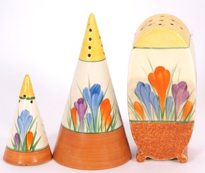 Lot 25 - A group of Clarice Cliff crocus wares...