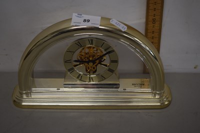 Lot 89 - A quartz mantel clock