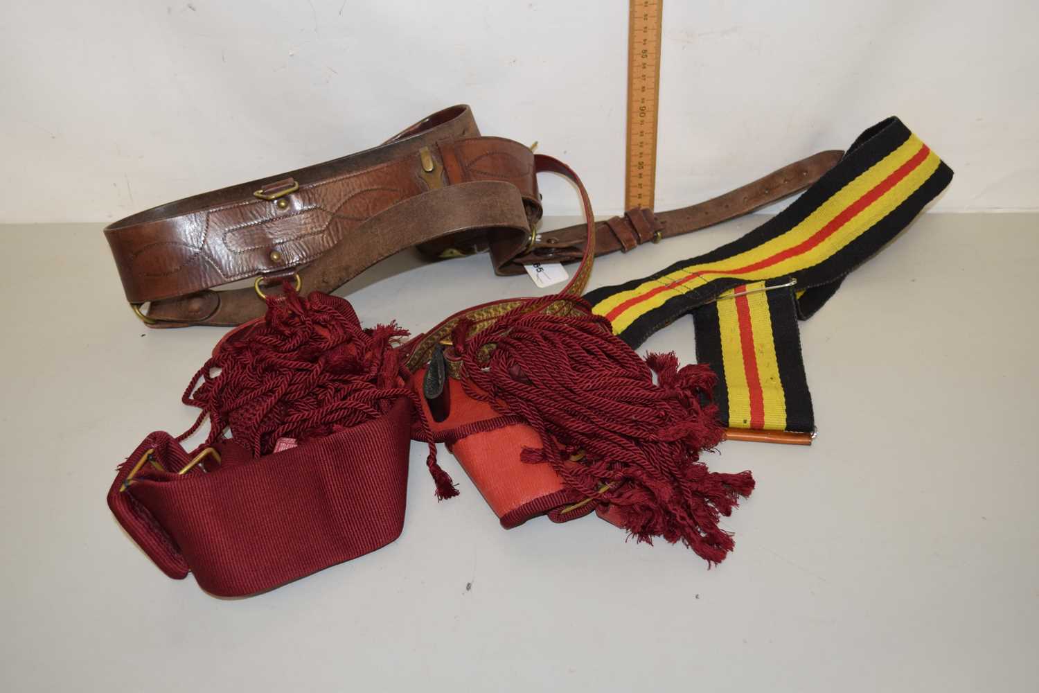 Lot 107 - Quantity of military belts to include sam...