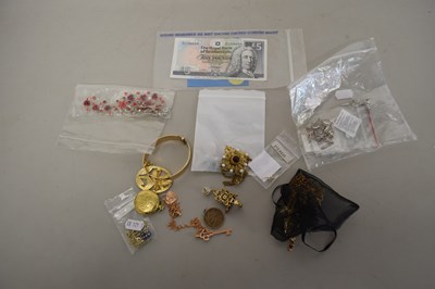 Lot 140 - Rolled gold bangle and other assorted costume...