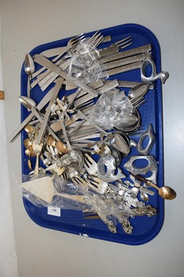 Lot 156 - A tray of assorted cutlery to include Viners...