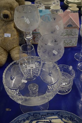 Lot 199 - Mixed Lot: Glass wares to include frosted...