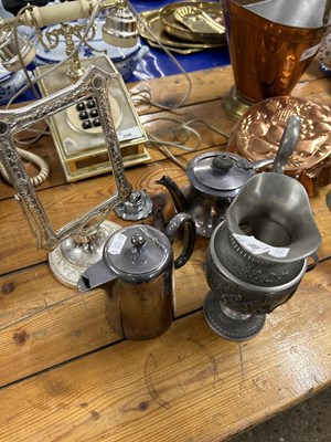 Lot 255 - Mixed Lot: Various silver plated tea wares and...