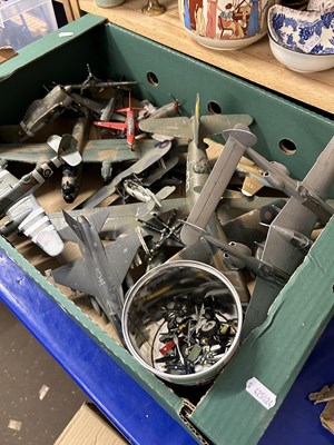 Lot 556 - Box of model planes