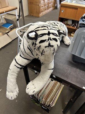 Lot 639 - A large snow leopard soft toy