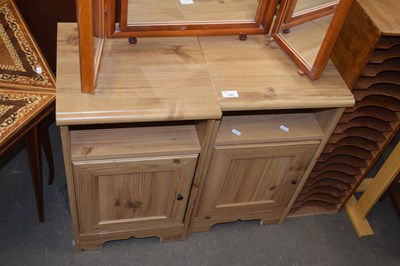 Lot 735 - A pair of bedside cupboards