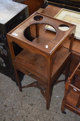 Lot 406 - Georgian mahogany square formed wash stand