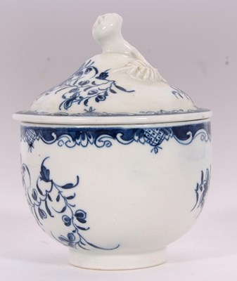 Lot 83 - A rare Lowestoft porcelain sucrier and cover