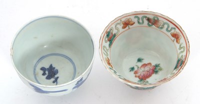 Lot 112 - A Chinese tea bowl of ogee shape with a...