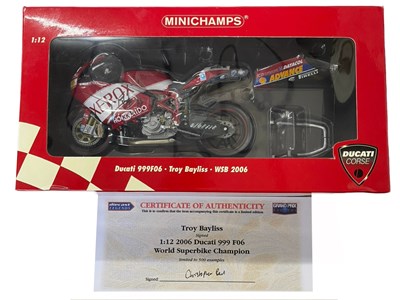 Lot 266 - A boxed minichamps 1:12 scale model Ducati...